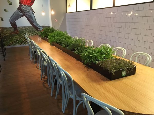 Schevenels Horeca inrichting - winkelinrichting - Foodmaker